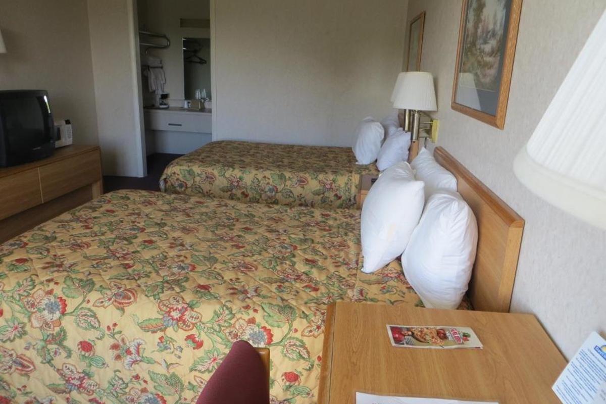 Knights Inn Newport Eksteriør bilde
