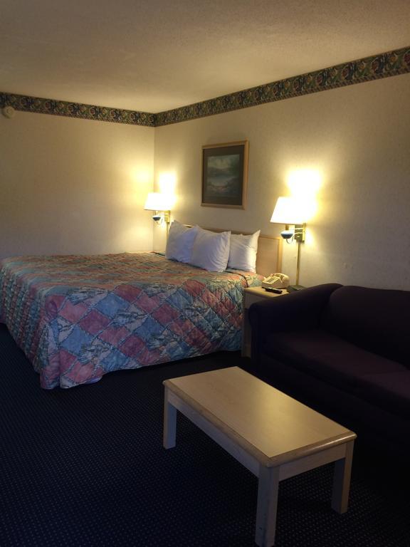 Knights Inn Newport Eksteriør bilde