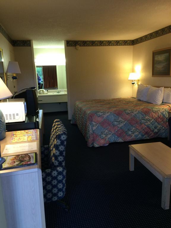 Knights Inn Newport Eksteriør bilde